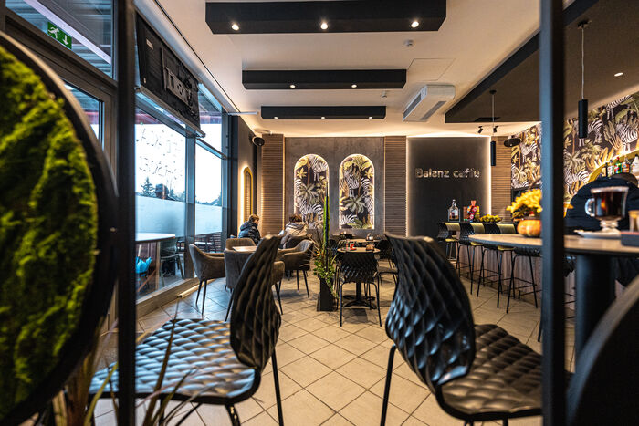 Balanz Caffe Škofja Loka — interier lokala