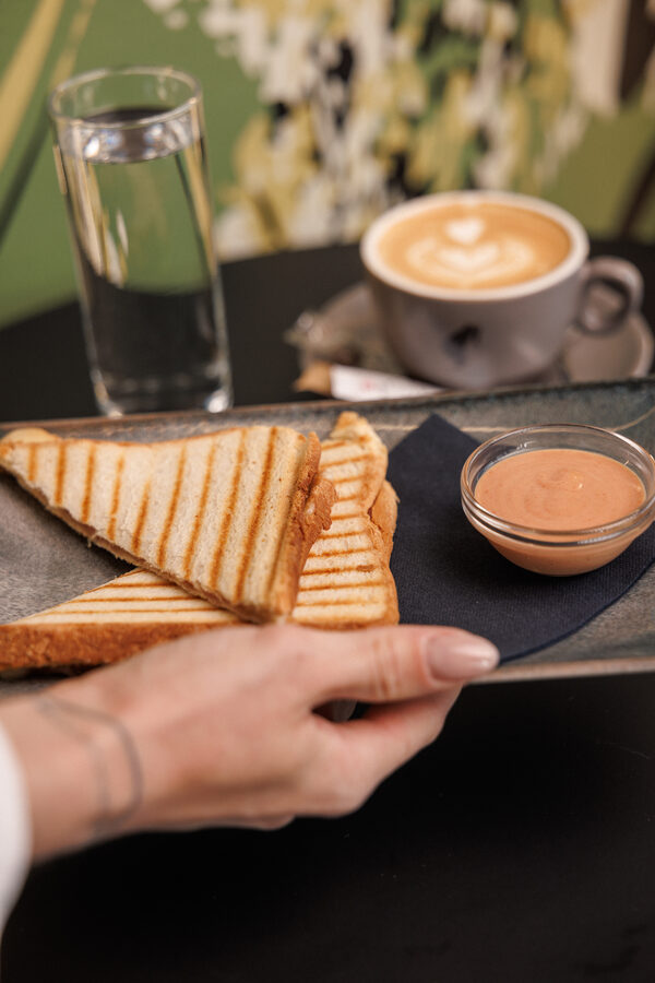 Balanz Caffe Zlato Polje — toast